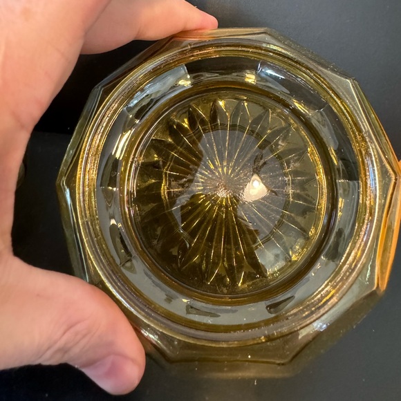 Vintage Vanity Table Amber Glass Jars with Lucite Lids approx. 5" wide 2" tall - Picture 7 of 13